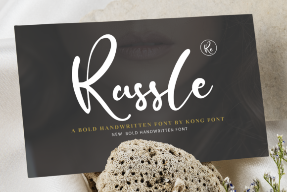 Discover Russle: A Modern Handwritten Script Font